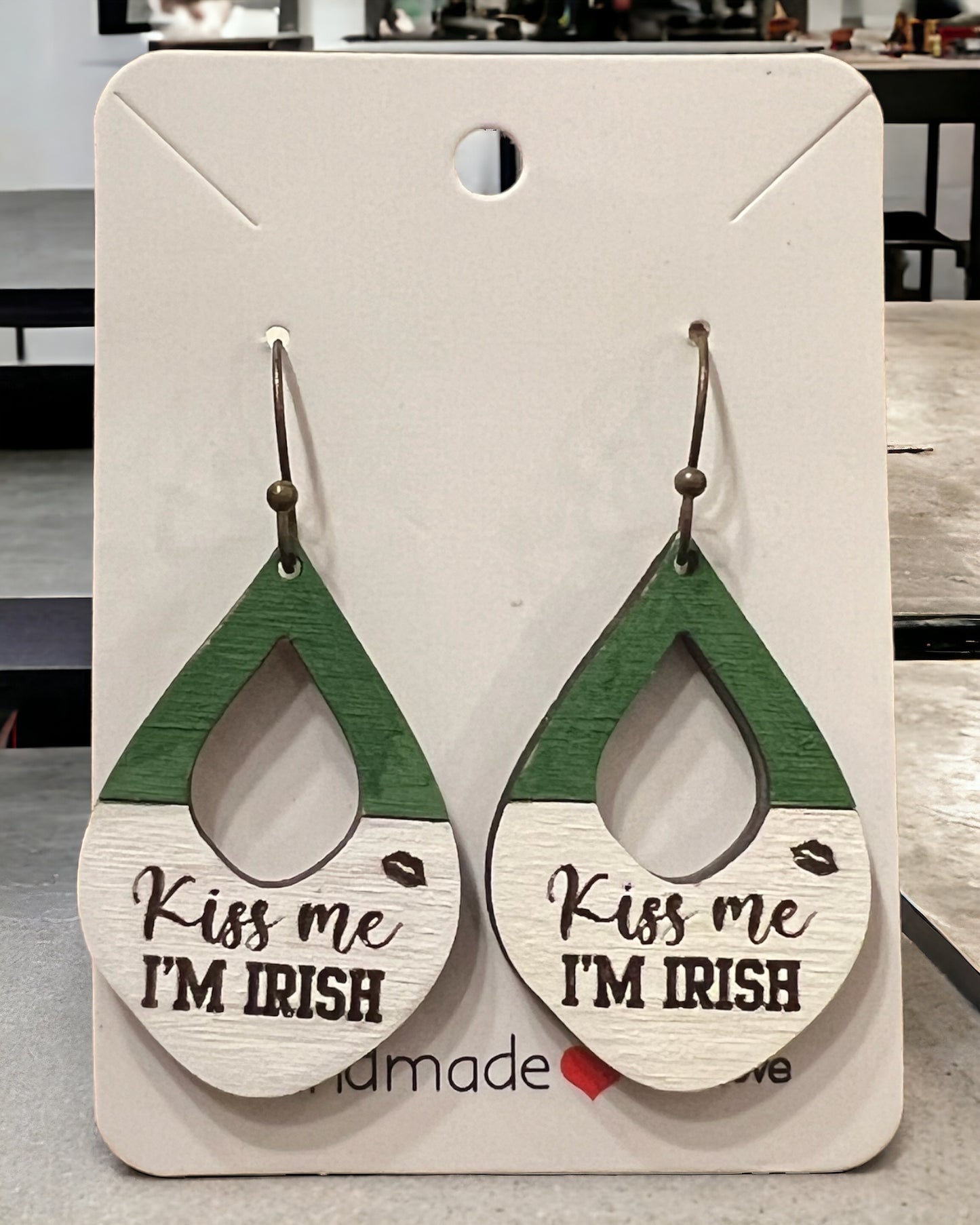Kiss me I'm Irish Dangles