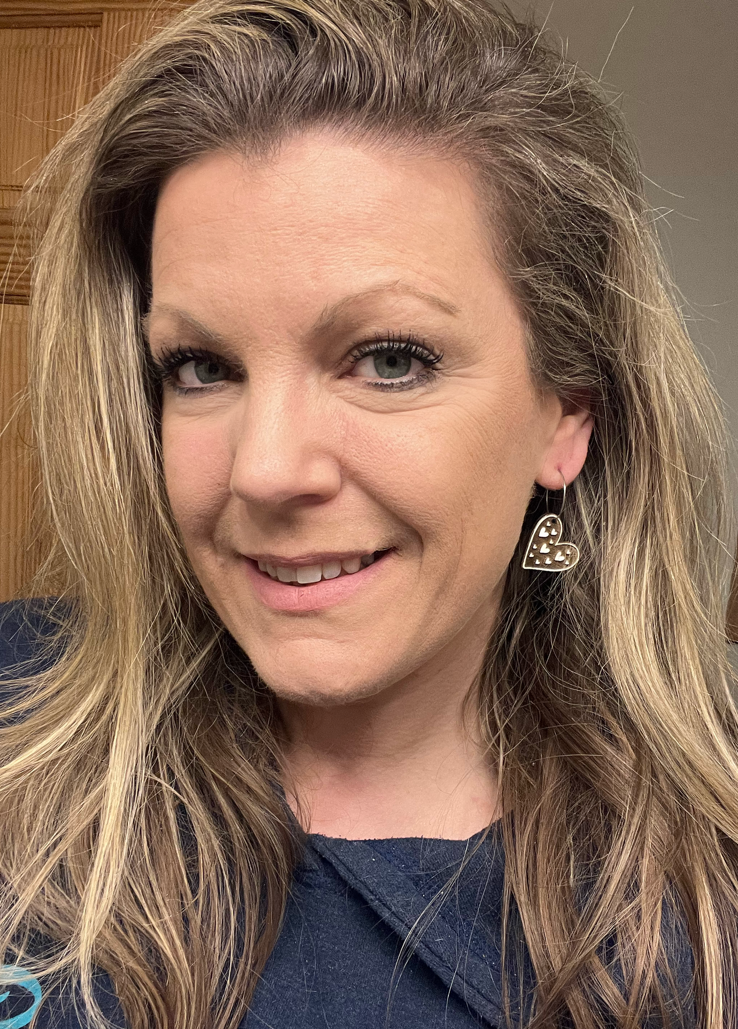 Heart Dangle | Hoop earring