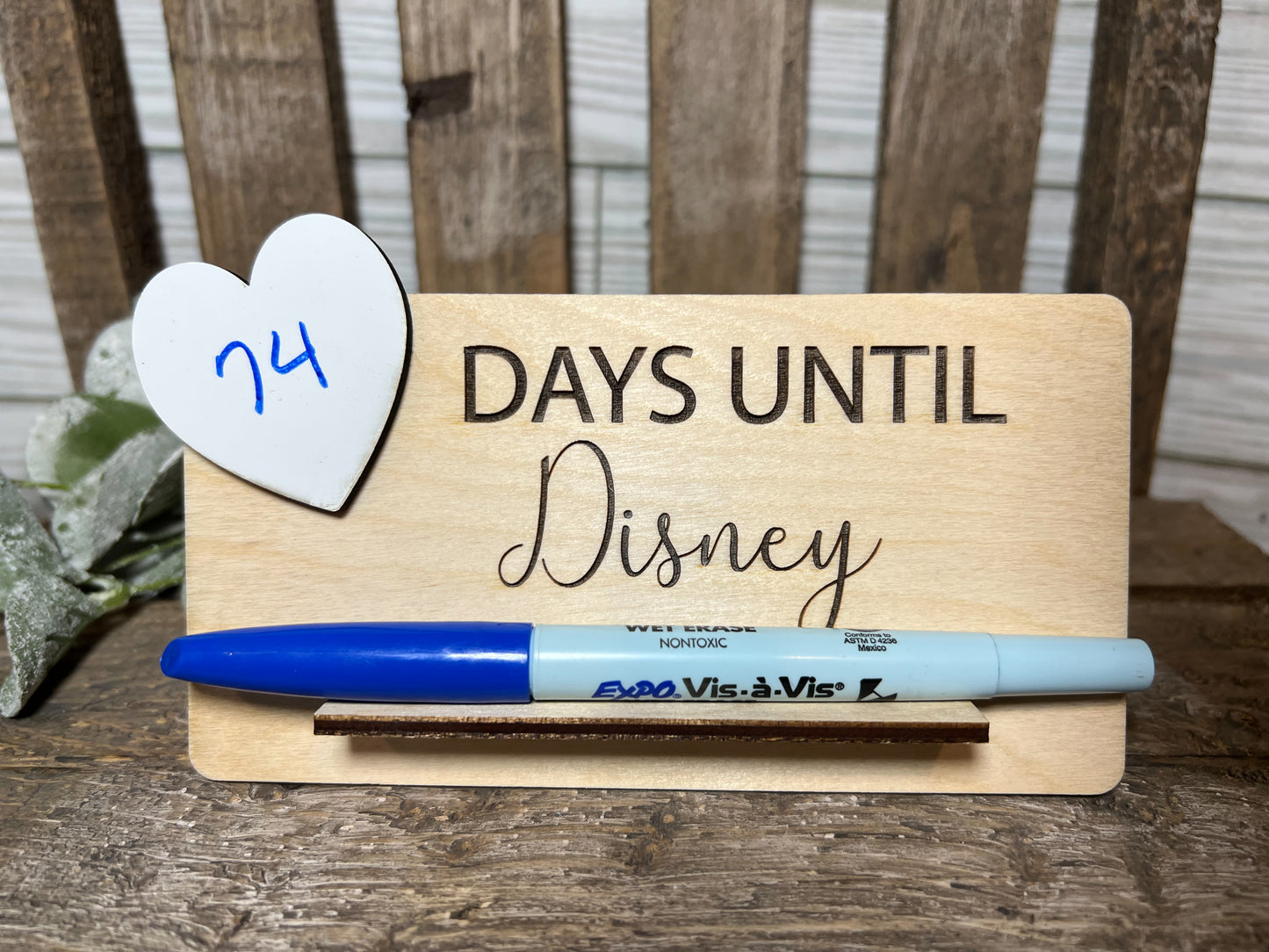 Dry/Wet Erase Countdown stand display